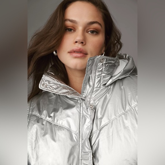 Daily Practice by Anthropologie Metallic Puffer Vest - Picture 5 of 7